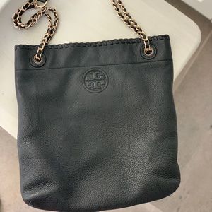 Tory Burch Leather Shoulder Bag with Chain Strap. Great Condition!
